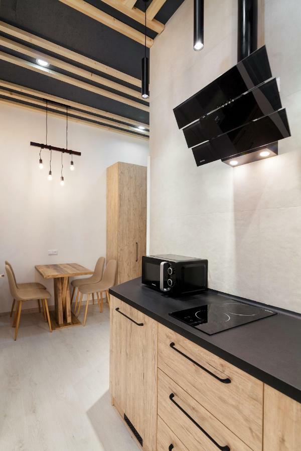 Leogrand One-Bedroom Apartments On Tugan-Baranovskogo 24 Лвив Екстериор снимка