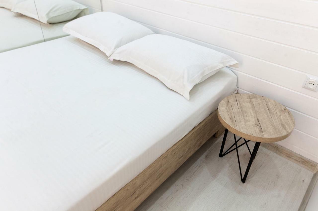 Leogrand One-Bedroom Apartments On Tugan-Baranovskogo 24 Лвив Екстериор снимка
